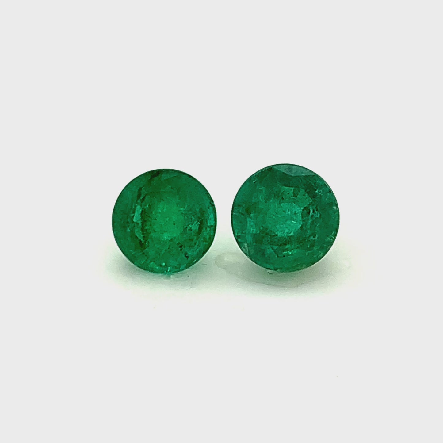 Round Emerald (2 pc 2.63 ct)