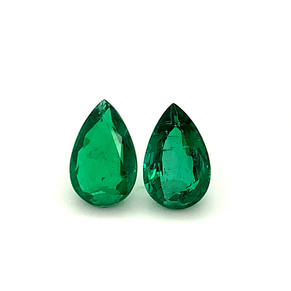 
                  
                    Load and play video in Gallery viewer, 14.03x8.93x0.00mm Pear-shaped Emerald (2 pc 7.98 ct)
                  
                