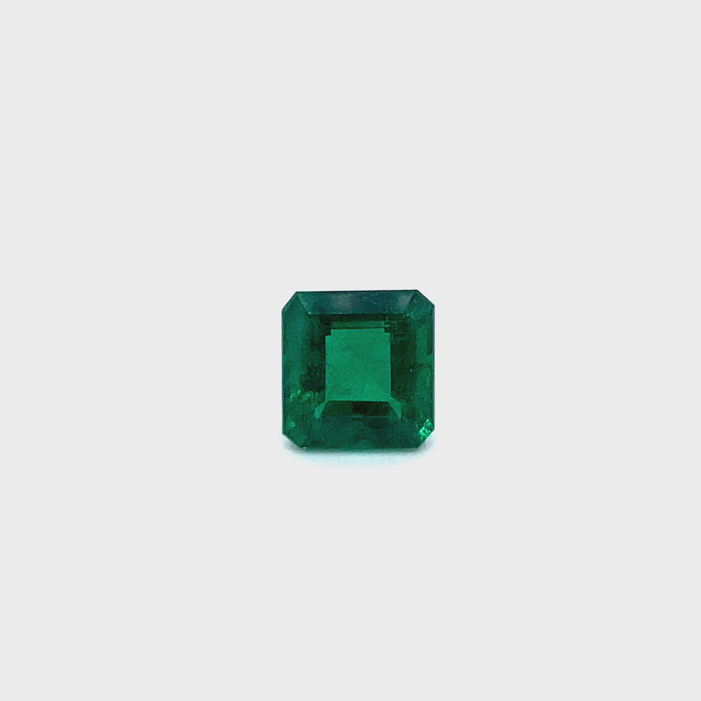 
                  
                    Load and play video in Gallery viewer, 9.82x9.37x6.33mm Octagon Emerald (1 pc 4.40 ct)
                  
                