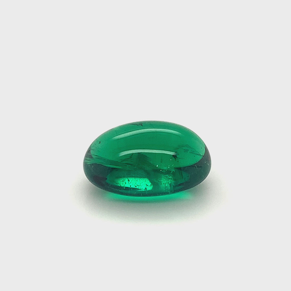 
                  
                    Load and play video in Gallery viewer, 20.15x14.66x10.76mm Cab Oval Emerald (1 pc 22.28 ct)
                  
                